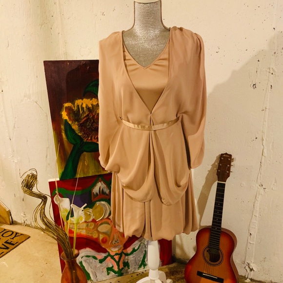 H&M Dresses & Skirts - Beautiful pale peach H&M pink label dress.